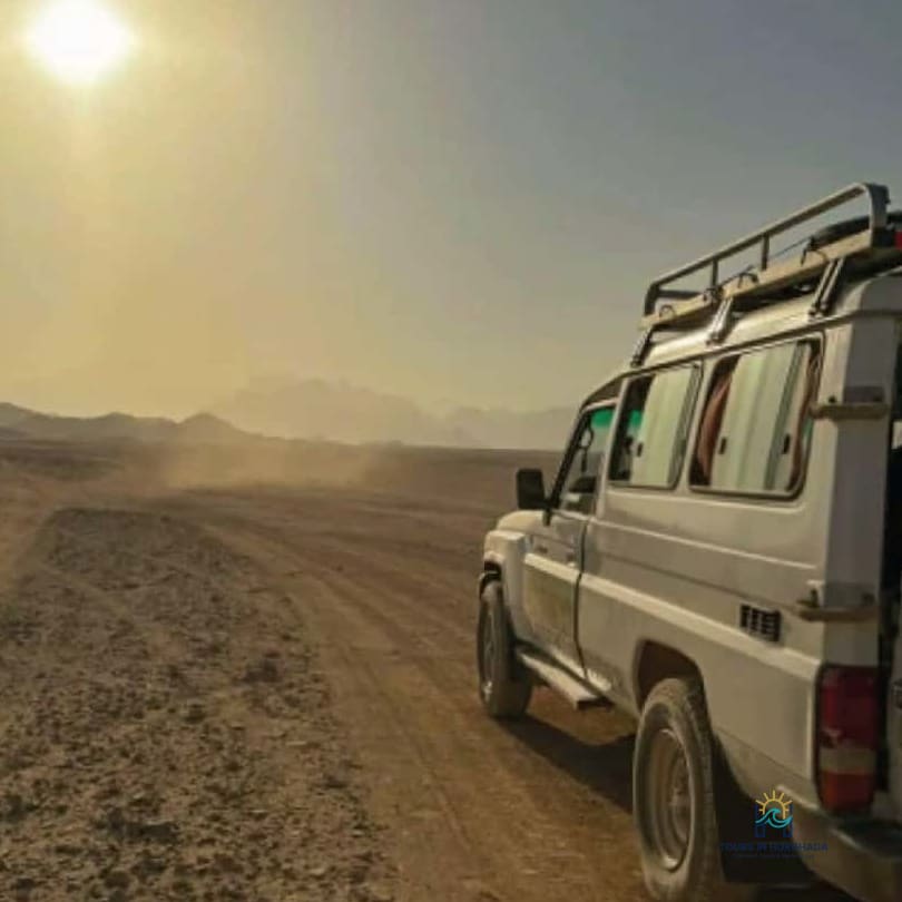 Hurghada Desert Safari Jeep: 7 Adventures Await!