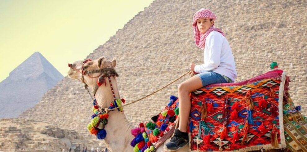 hurghada pyramids flight tour